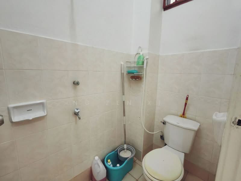 2-storey Terraced House for Sale in Taman Seri Orkid (Skudai) - NG ZEN XI - Bathroom - PropertyGuru.com.my