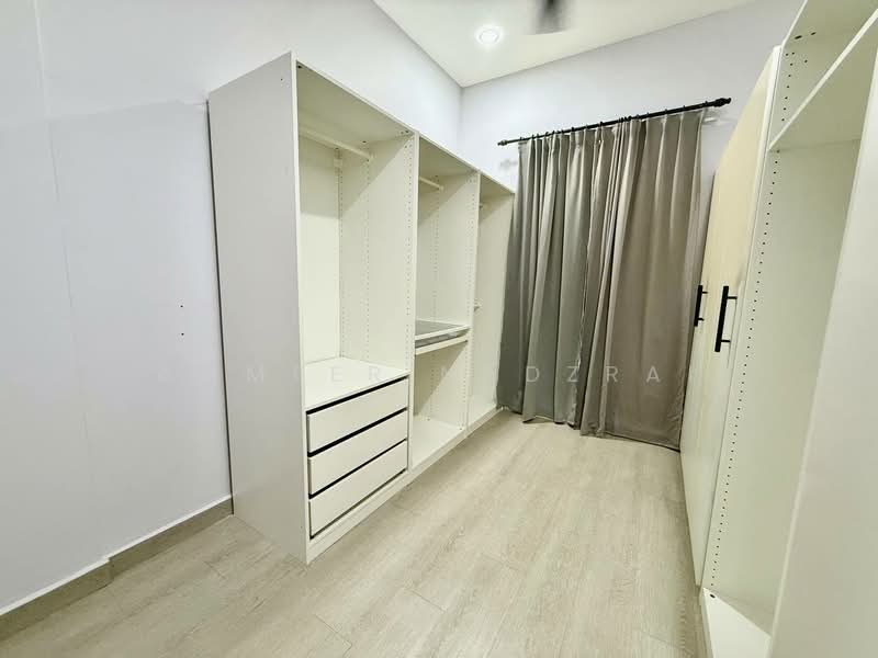 Condominium for Sale at Lake Vista Residence (Tasik Vista Residen) - Ammeer Nadzrai - Interior - PropertyGuru.com.my