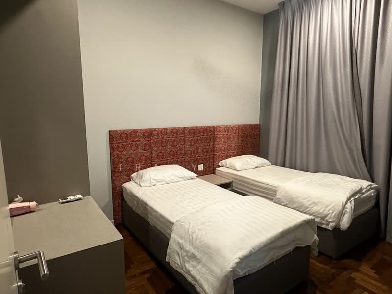 Bungalow for Sale in Rawang (Selangor) - Tracy Lee - Bedroom - PropertyGuru.com.my