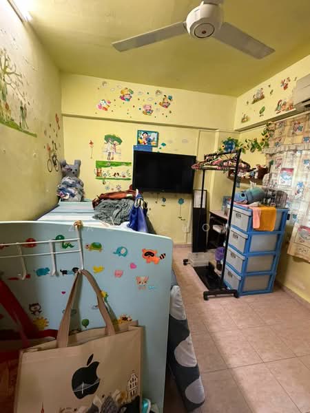 Flat for Sale at Flat Tasek 64 - Zack Chow - Bedroom - PropertyGuru.com.my