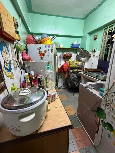 Flat for Sale at Flat Tasek 64 - Zack Chow - Kitchen - PropertyGuru.com.my