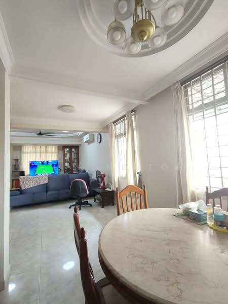 Rumah Teres 2 Tingkat untuk Dijual di Taman Puteri Wangsa (Ulu Tiram) - Ee Fong Toh - Living Room - PropertyGuru.com.my