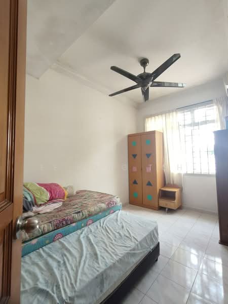 Rumah Teres 2 Tingkat untuk Dijual di Taman Puteri Wangsa (Ulu Tiram) - Ee Fong Toh - Bedroom - PropertyGuru.com.my