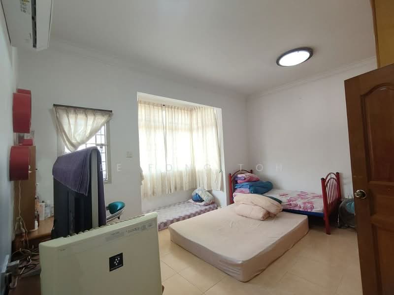 Rumah Teres 2 Tingkat untuk Dijual di Taman Puteri Wangsa (Ulu Tiram) - Ee Fong Toh - Bedroom - PropertyGuru.com.my