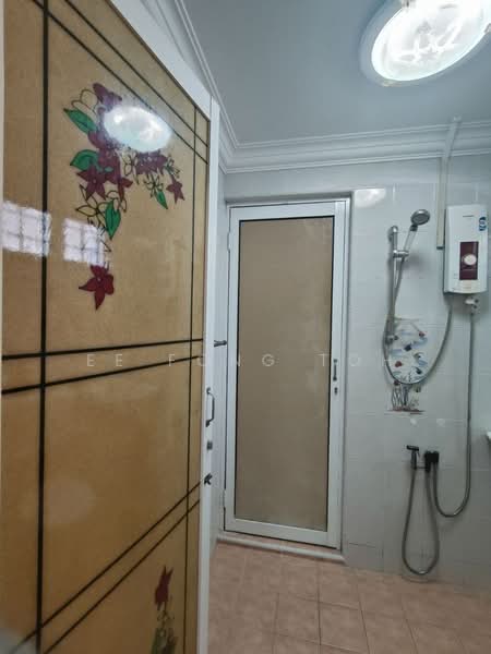 Rumah Teres 2 Tingkat untuk Dijual di Taman Puteri Wangsa (Ulu Tiram) - Ee Fong Toh - Bathroom - PropertyGuru.com.my