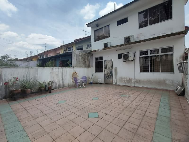 Rumah Teres 2 Tingkat untuk Dijual di Taman Puteri Wangsa (Ulu Tiram) - Ee Fong Toh - Exterior - PropertyGuru.com.my