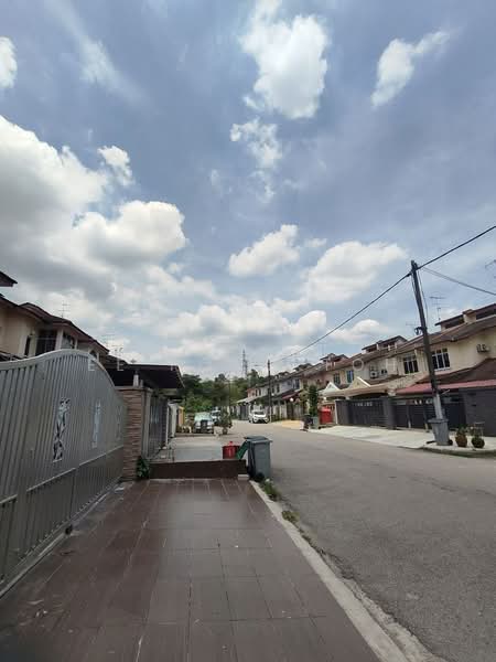 Rumah Teres 2 Tingkat untuk Dijual di Taman Puteri Wangsa (Ulu Tiram) - Ee Fong Toh - Exterior - PropertyGuru.com.my