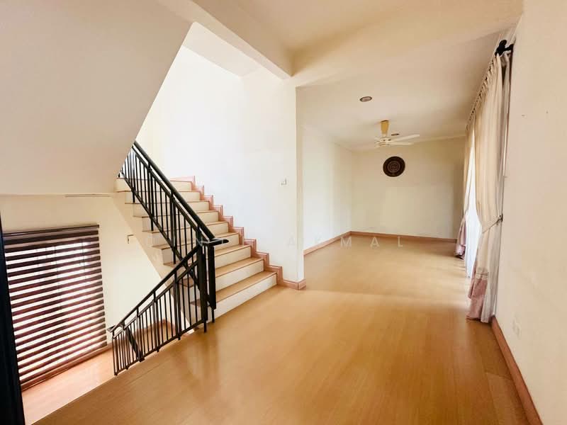 Semi-Detached House for Sale in Bandar Baru Bangi (Selangor) - Dinie Akmal - PropertyGuru.com.my