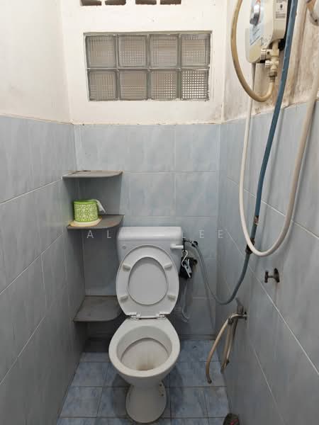 2-storey Terraced House for Sale in Ampang (Selangor) - Alan Lee - Bathroom - PropertyGuru.com.my
