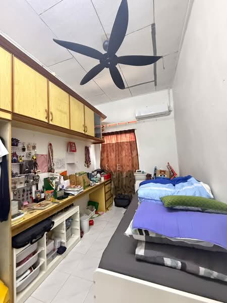 1-storey Terraced House for Sale at Taman Universiti - Winnie Lau - Bedroom - PropertyGuru.com.my