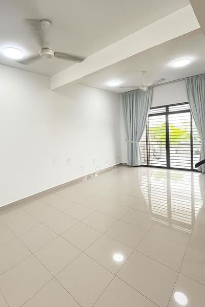 2-storey Terraced House for Sale in Iskandar Puteri (Nusajaya) (Johor) - Ee Fong Toh - Living Room - PropertyGuru.com.my