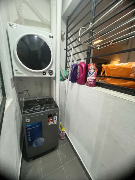 Kondominium untuk Dijual di The Holmes 2 - Michelle Tan - Balcony - PropertyGuru.com.my