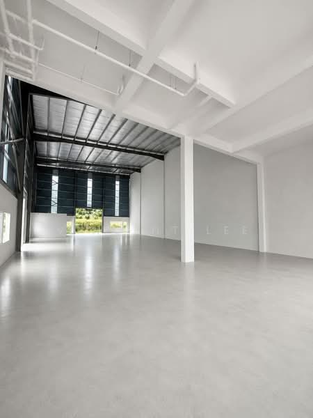 Warehouse for Sale in Nilai (Negeri Sembilan) - Vincent Lee - Interior - PropertyGuru.com.my