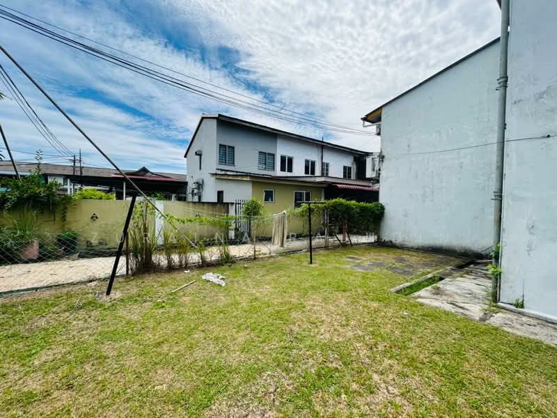 Rumah Teres 2 Tingkat untuk Dijual di Shah Alam (Selangor) - Zuraina Rajudin - Exterior - PropertyGuru.com.my