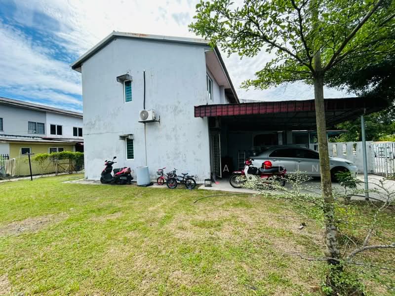Rumah Teres 2 Tingkat untuk Dijual di Shah Alam (Selangor) - Zuraina Rajudin - Exterior - PropertyGuru.com.my