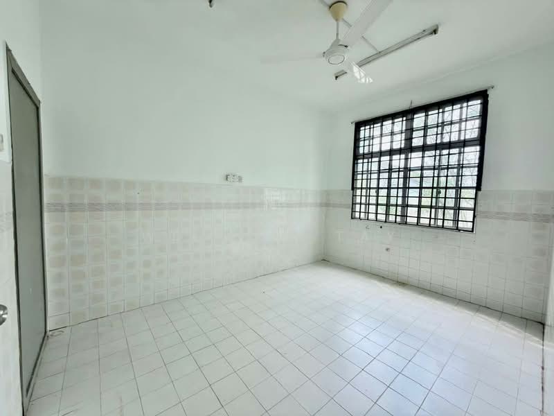 Semi-Detached House for Sale in Taman Munsyi Ibrahim (Johor Bahru) - William Tay - Interior - PropertyGuru.com.my