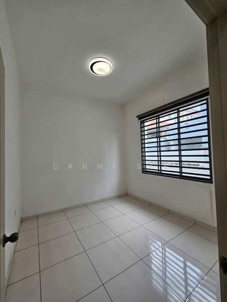 Semi-Detached House for Rent in Taman Lagenda Putra (Kulai) - Danny See - Interior - PropertyGuru.com.my