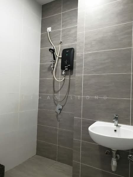 Cluster House for Rent in Eco Majestic (Semenyih) - Ethan Leong - Bathroom - PropertyGuru.com.my