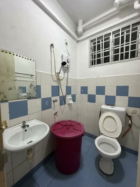 Apartment for Sale at Impian Senibong Apartment - Kevin Ho - Bathroom - PropertyGuru.com.my