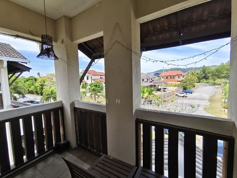 Rumah Banglo untuk Dijual di Bangi (Selangor) - Shahidan Ismail - Balcony - PropertyGuru.com.my