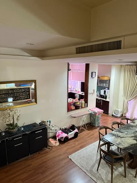 Rumah Berkembar untuk Dijual di Laman Seri (Shah Alam) - Emily Kho - Living Room - PropertyGuru.com.my