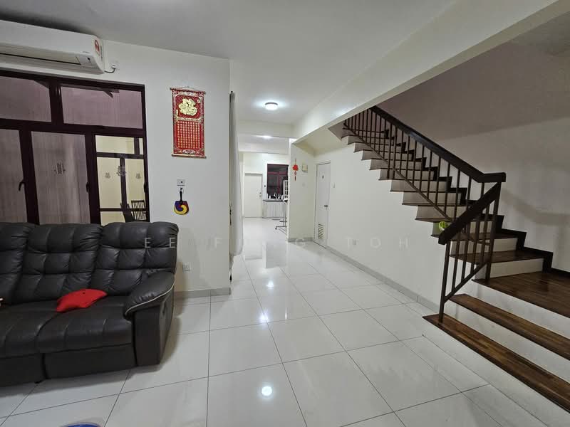 Rumah Teres 2 Tingkat untuk Dijual di Mutiara Rini (Skudai) - Ee Fong Toh - Living Room - PropertyGuru.com.my