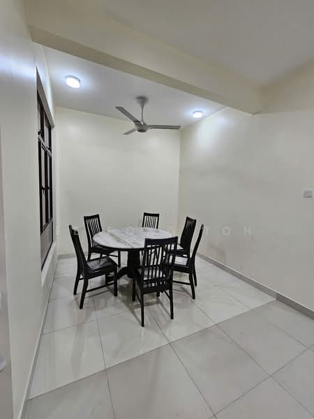 Rumah Teres 2 Tingkat untuk Dijual di Mutiara Rini (Skudai) - Ee Fong Toh - Dining Room - PropertyGuru.com.my