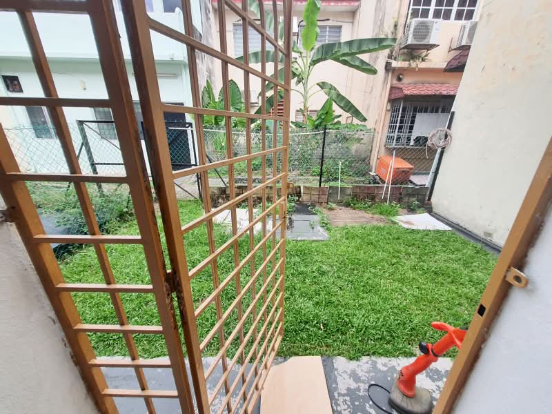 2-storey Terraced House for Sale in TAMAN PUCHONG UTAMA (Puchong) - Leo Koh - Exterior - PropertyGuru.com.my