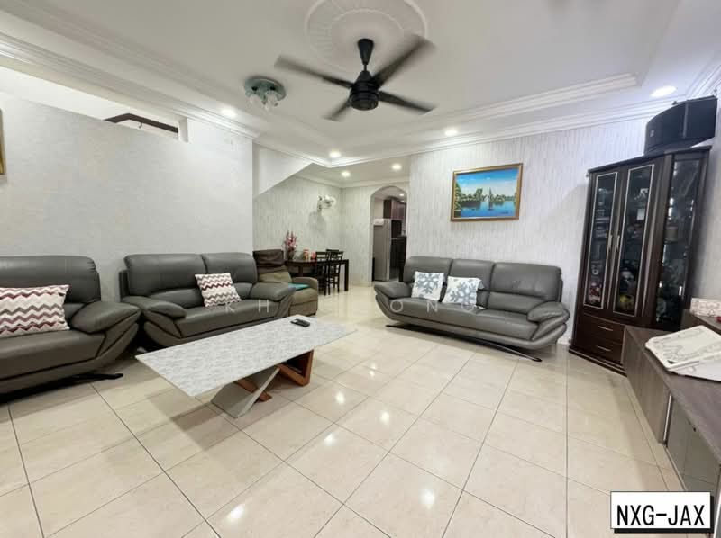 2-storey Terraced House for Sale in Bukit Raja (Selangor) - KH Chong - Living Room - PropertyGuru.com.my