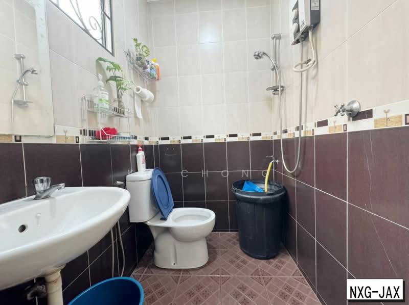 2-storey Terraced House for Sale in Bukit Raja (Selangor) - KH Chong - Bathroom - PropertyGuru.com.my