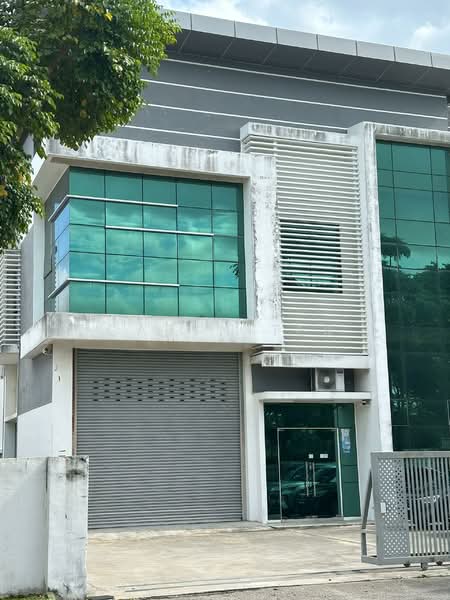 Semi-D Factory for Sale in Ulu Tiram (Johor) - Caryn Ter - Exterior - PropertyGuru.com.my