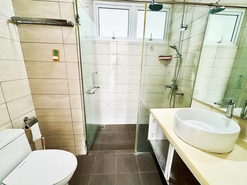 Kondominium untuk Disewa di The Loft @ Southbay City - Jerry Tan - Bathroom - PropertyGuru.com.my