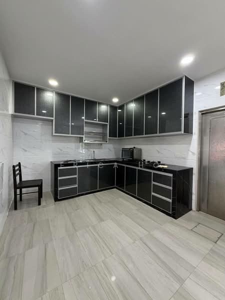 Rumah Teres 2 Tingkat untuk Dijual di Taman Puteri Wangsa (Ulu Tiram) - Erica Ho - Kitchen - PropertyGuru.com.my