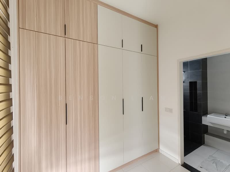 Semi-Detached House for Rent in Puncak Alam (Selangor) - Benson Lian - Bathroom - PropertyGuru.com.my