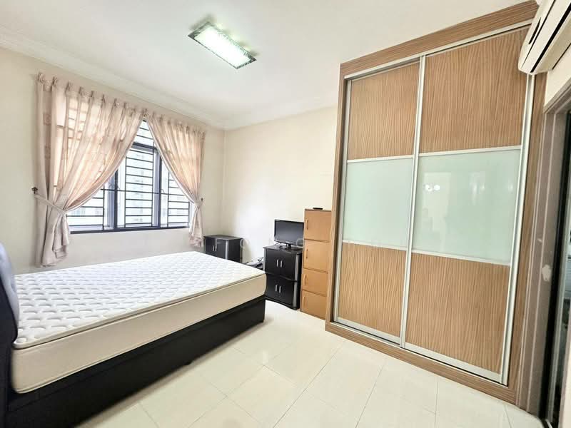 Pangsapuri untuk Dijual di Kipark Apartment - Ee Fong Toh - Bedroom - PropertyGuru.com.my
