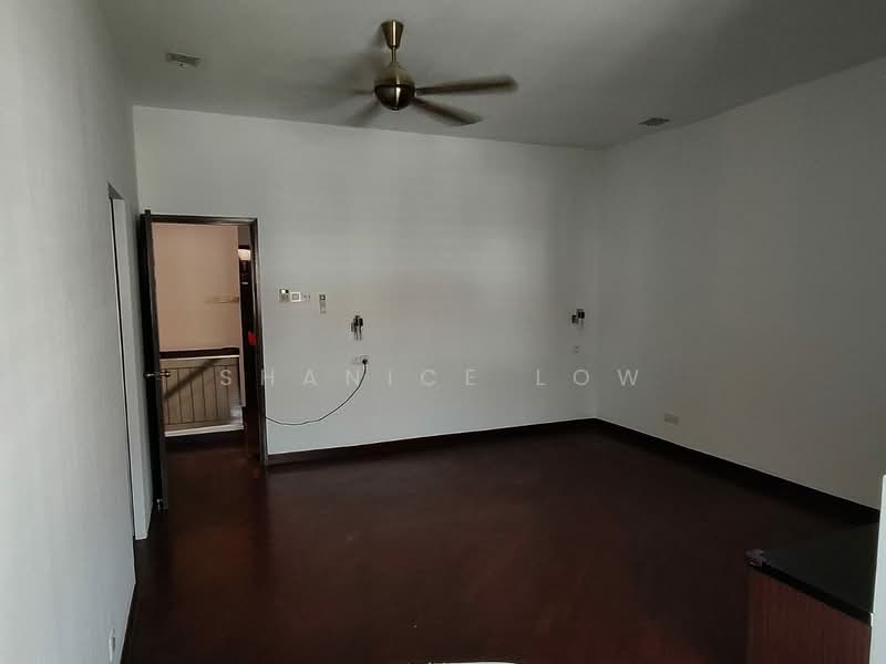 Rumah Teres 2-Tingkat untuk Dijual di Bandar Puteri Puchong (Puchong) - Shanice Low - Living Room - PropertyGuru.com.my