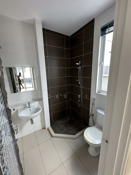 Rumah Teres 2 Tingkat untuk Disewa di Desa Parkcity (Kuala Lumpur) - Lucas Lim - Bathroom - PropertyGuru.com.my