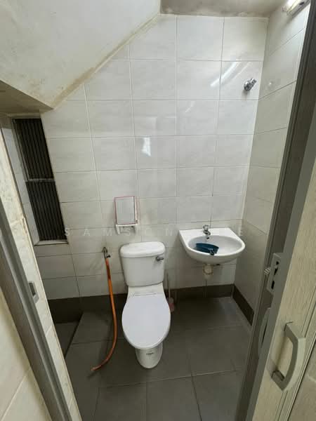 Rumah Bandar untuk Dijual di Seri Kembangan (Selangor) - Samson Lee - Bathroom - PropertyGuru.com.my