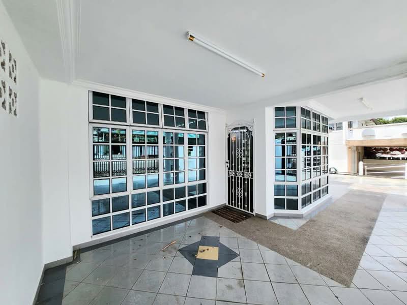 Rumah Berkembar untuk Dijual di Taman Pelangi (Johor Bahru) - Coco Lee - Exterior - PropertyGuru.com.my