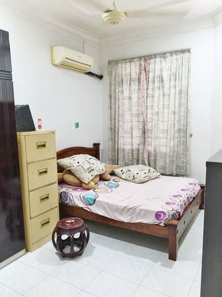 1-storey Terraced House for Sale in Johor Bahru (Johor) - Cavin Sim - Bedroom - PropertyGuru.com.my