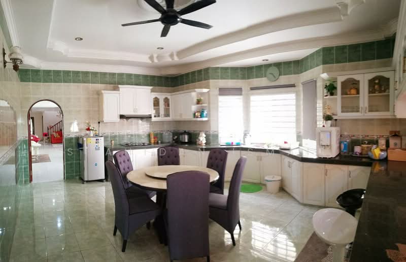 Bungalow for Sale in Bandar Baru Bangi (Selangor) - Shahidan Ismail - Kitchen - PropertyGuru.com.my