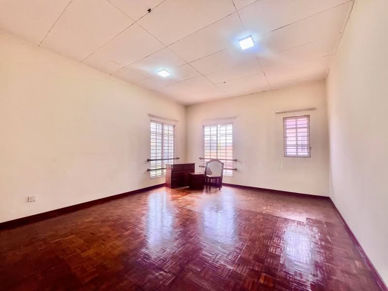 Semi-Detached House for Sale in Bandar Bukit Mahkota (Bangi) - Harun Osman - PropertyGuru.com.my
