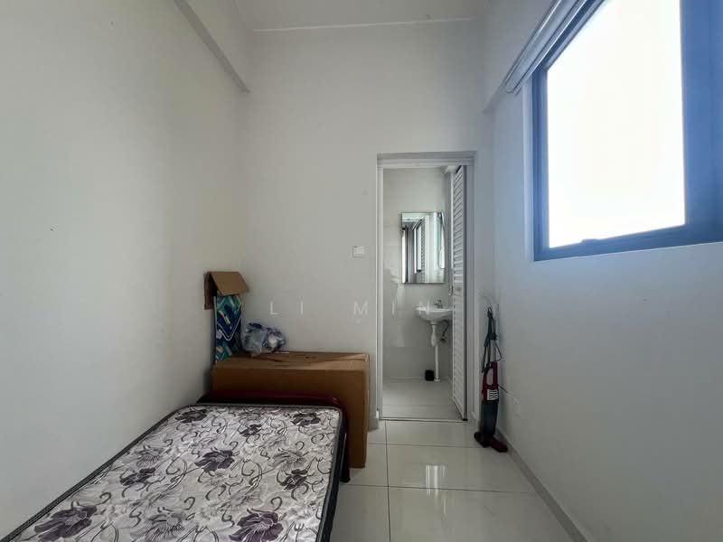 Condominium for Rent at Royal Strand @ Country Garden Danga Bay - Li Min - Bedroom - PropertyGuru.com.my