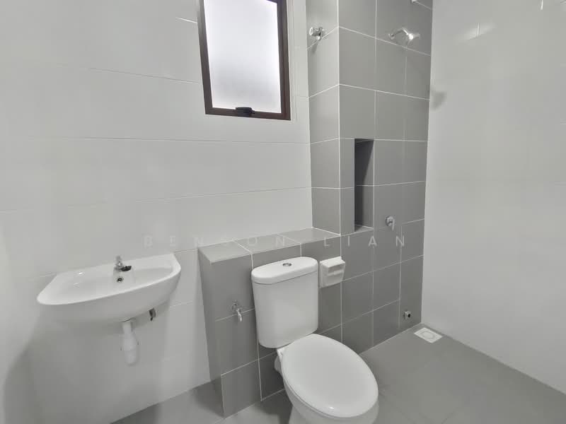 Terraced House for Rent in Eco Grandeur (Puncak Alam) - Benson Lian - Bathroom - PropertyGuru.com.my