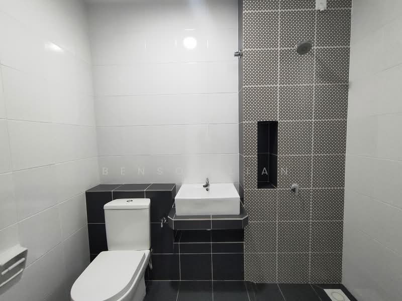Terraced House for Rent in Eco Grandeur (Puncak Alam) - Benson Lian - Bathroom - PropertyGuru.com.my