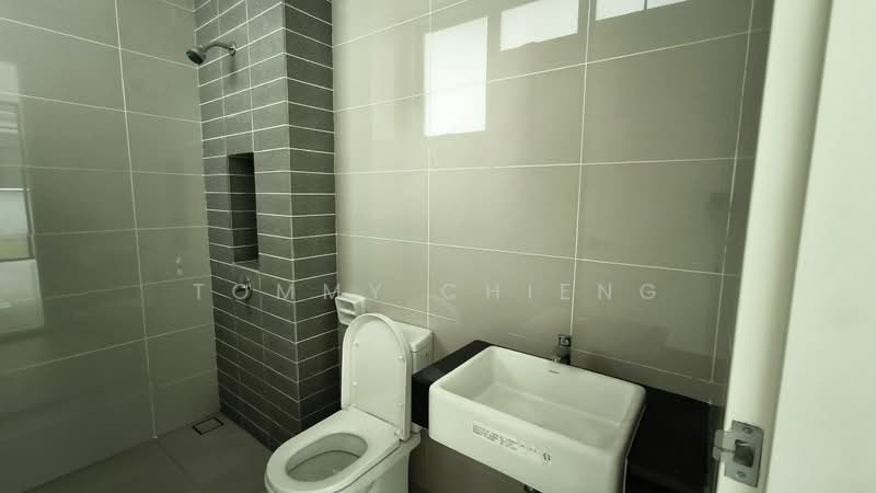 Rumah Berkembar untuk Dijual di Eco Majestic (Semenyih) - TOMMY CHIENG - Bathroom - PropertyGuru.com.my
