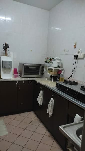 Apartment for Sale at Crystal Tower (Pangsapuri Kristal) - Jupiter Pushpakash - Kitchen - PropertyGuru.com.my