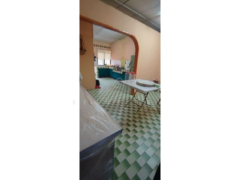 Apartment for Sale at Taman Serdang Jaya - Kenny Lai - Kitchen - PropertyGuru.com.my