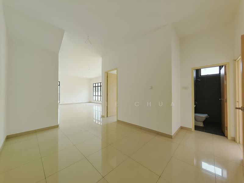 Cluster House for Sale in Kulai (Johor) - Fennie Chua - Living Room - PropertyGuru.com.my