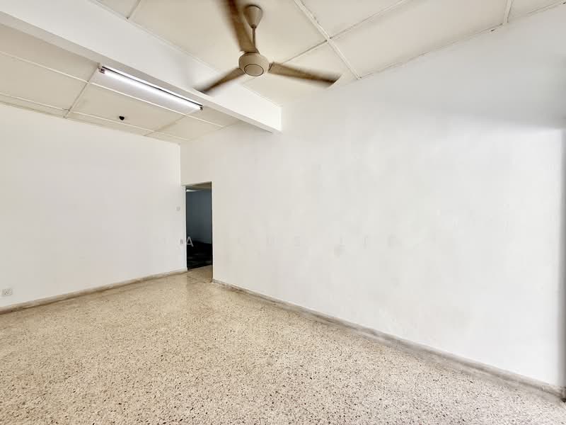 1-storey Terraced House for Sale in Bandar Baru Permas Jaya (Permas Jaya) - Marcus Lee - Interior - PropertyGuru.com.my